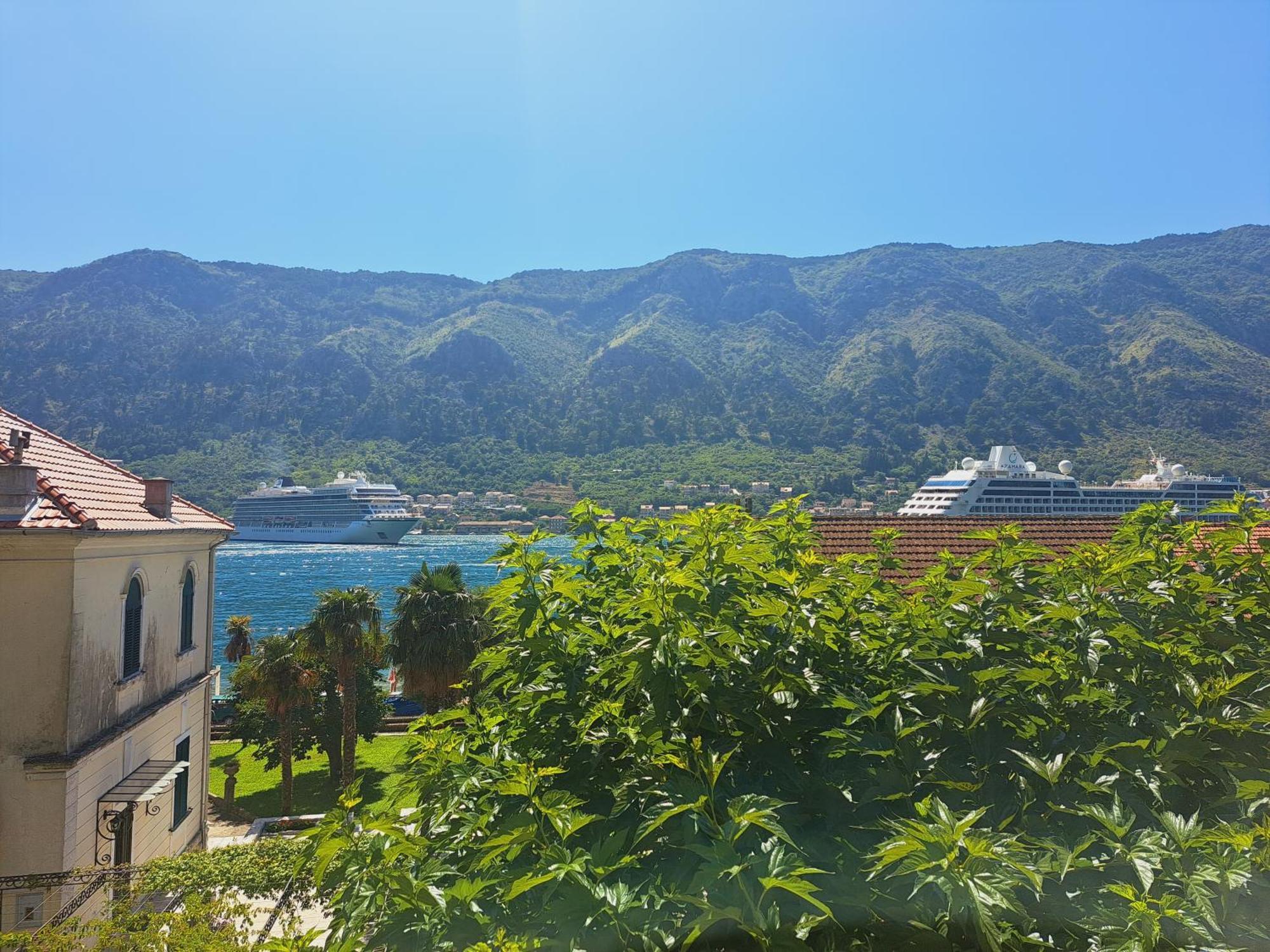 Apartmani F&M Kotor Exteriör bild