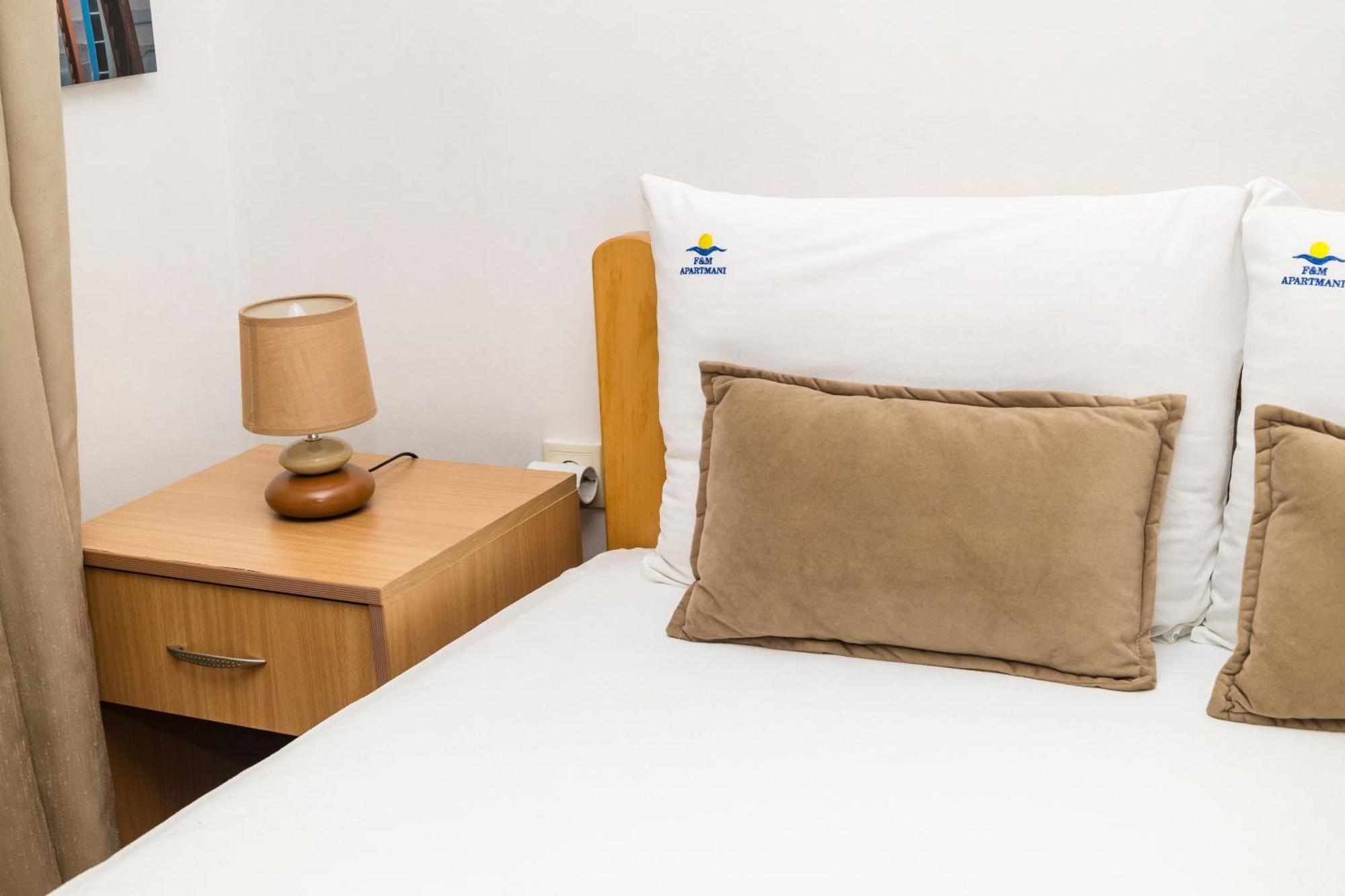 Apartmani F&M Kotor Exteriör bild