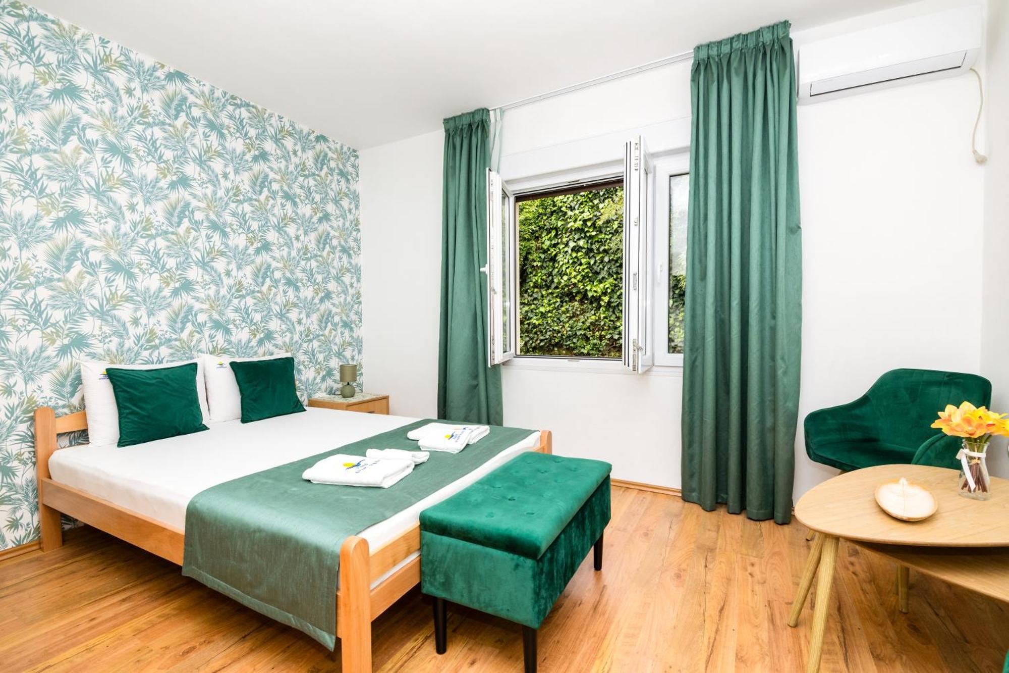 Apartmani F&M Kotor Exteriör bild