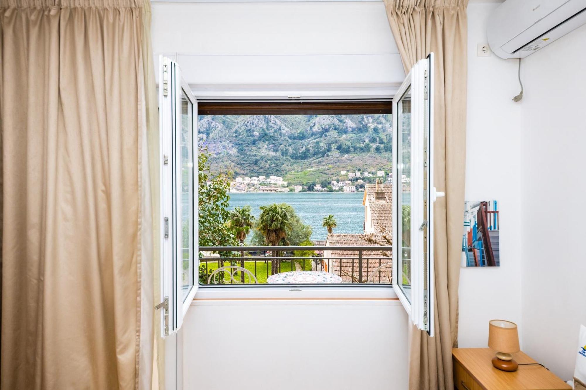 Apartmani F&M Kotor Exteriör bild